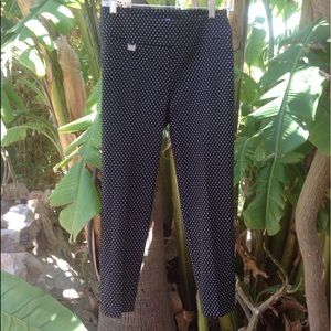 Dot black and white Capri